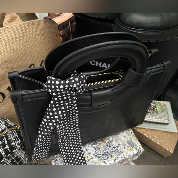 DEVON✨Polka Dot Twilly for your favorite handbag✨NEW - Picture 8 of 14